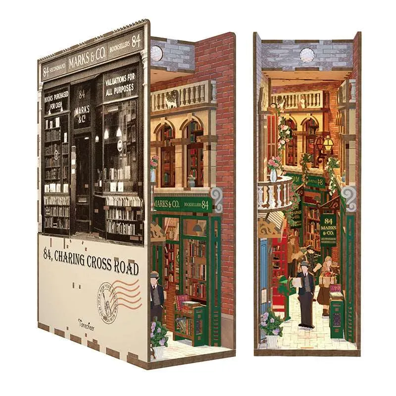 Book nook 84 Charing Cross Road