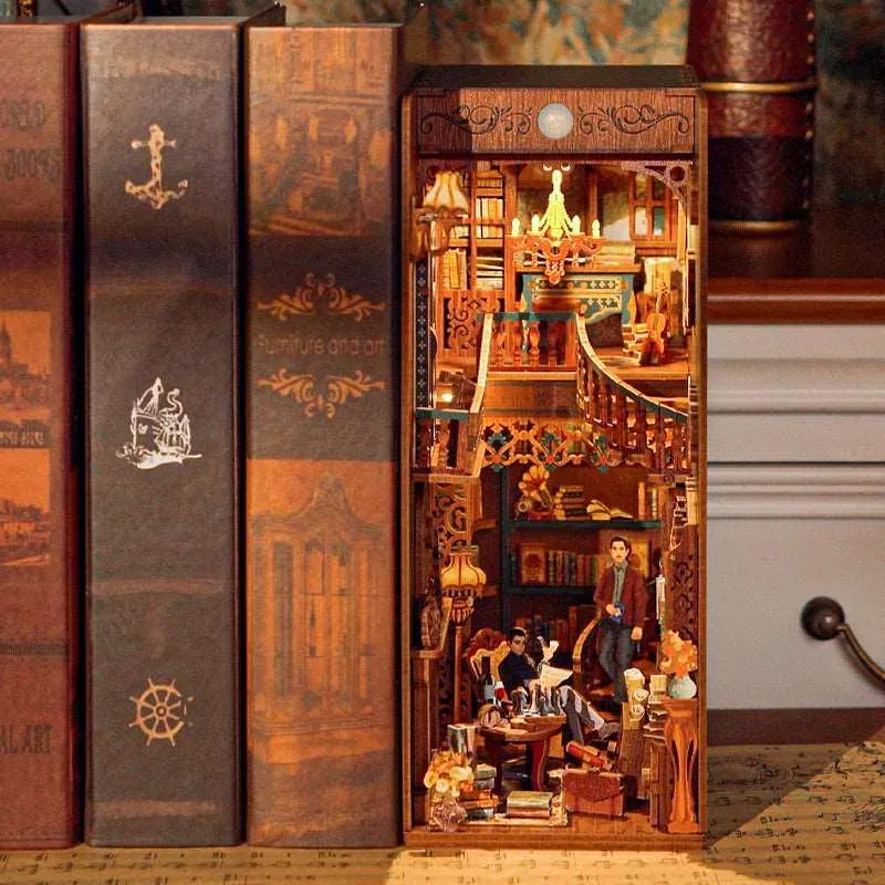 Book nook Agence de détectives au violon : photo 3 du diorama