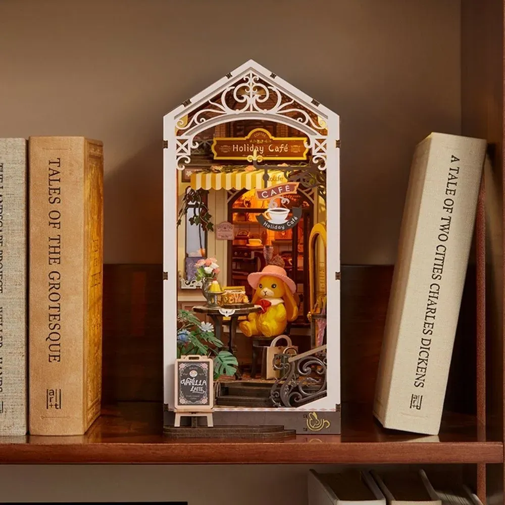 Book nook Café de vacances : photo 3 du diorama
