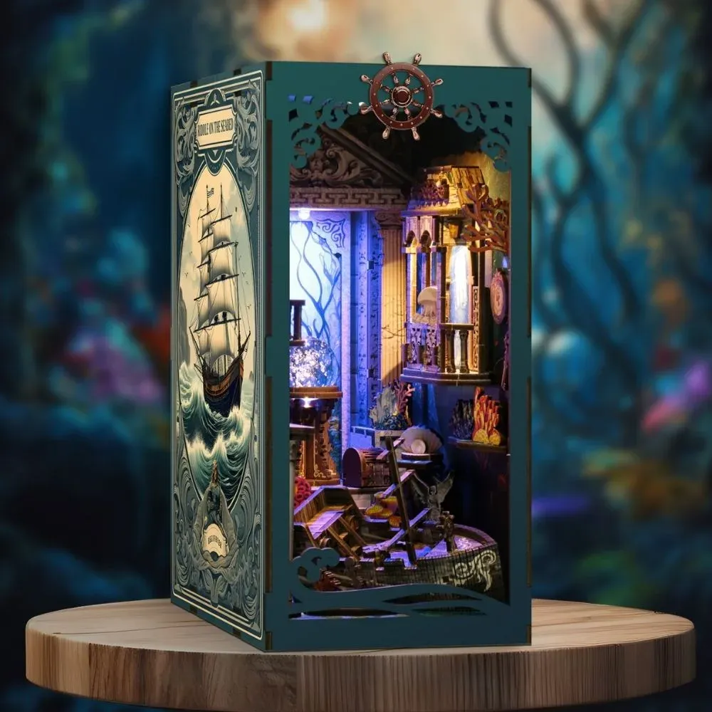 Book nook Énigme sur Fond Marin : photo 4 du diorama