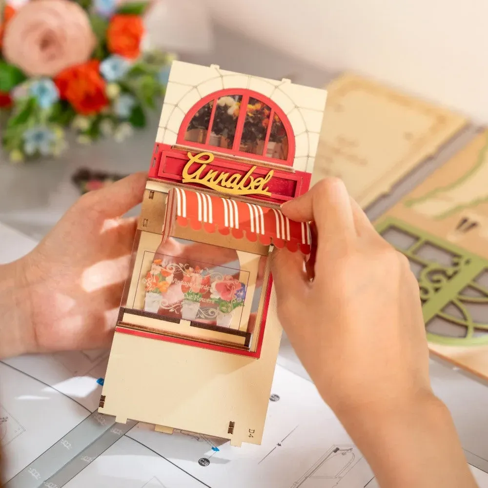 Book nook Fleuriste : photo 4 du diorama