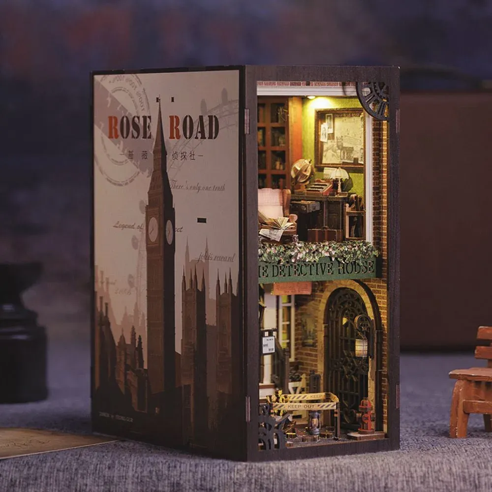 Book nook Agence de Détectives Rose : photo 3 du diorama