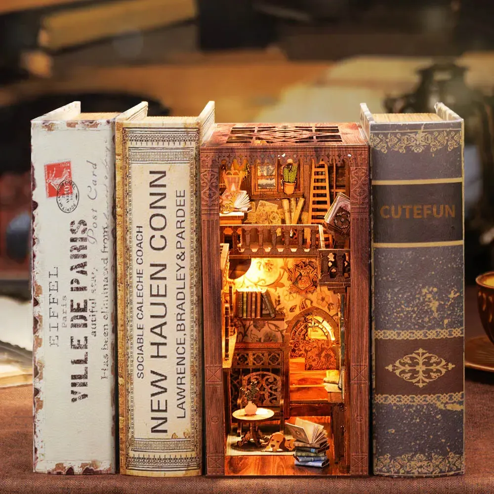 Book nook Librairie Éternelle : photo 4 du diorama