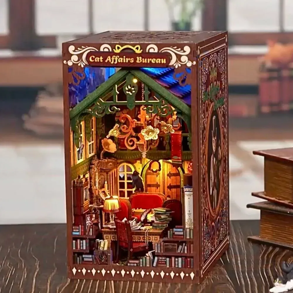 Book nook L’Agence des Chats : photo 4 du diorama