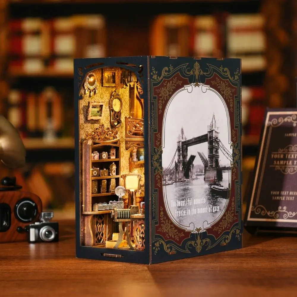 Book nook La Chambre Noire