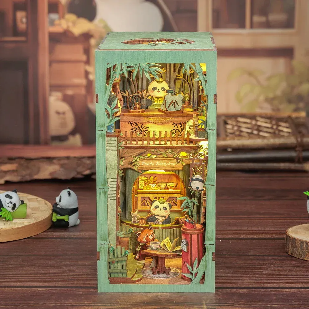 Book nook La Librairie du Panda : photo 2 du diorama