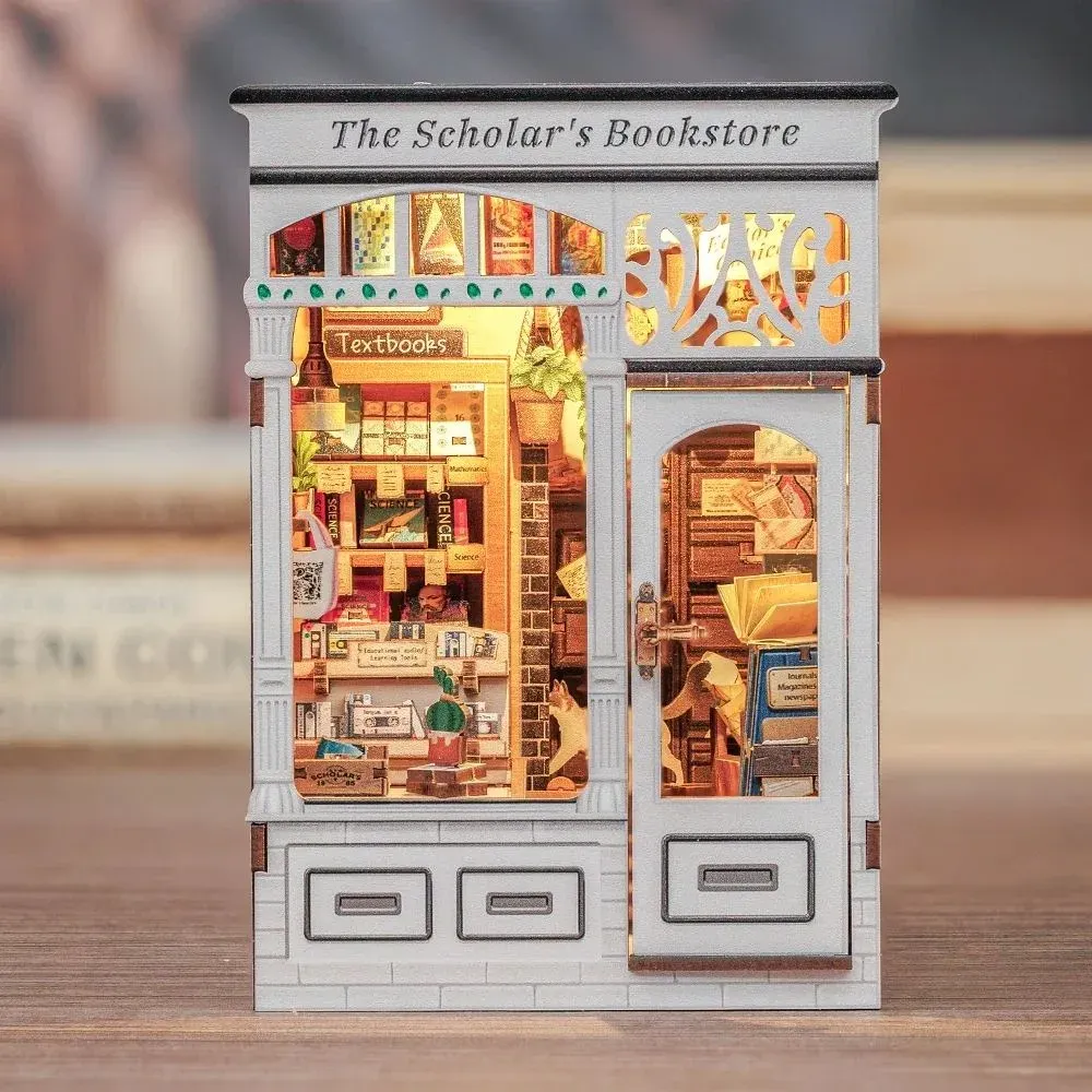 Book nook La Librairie du Savant : photo 3 du diorama