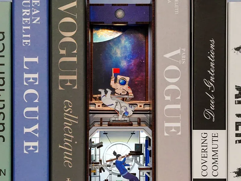 Book nook Station orbitale : photo 4 du diorama