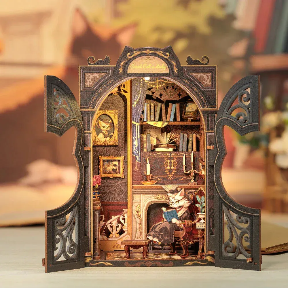 Book nook Le Bureau du Comte Chat
