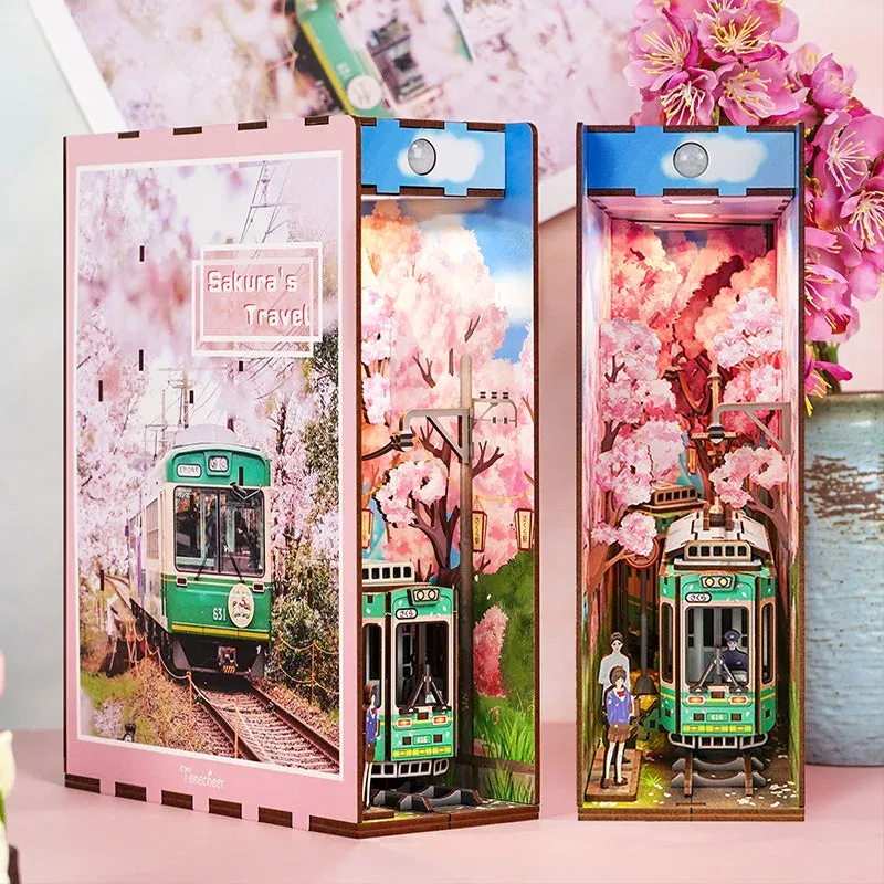 Book nook Le Voyage de Sakura : photo 4 du diorama