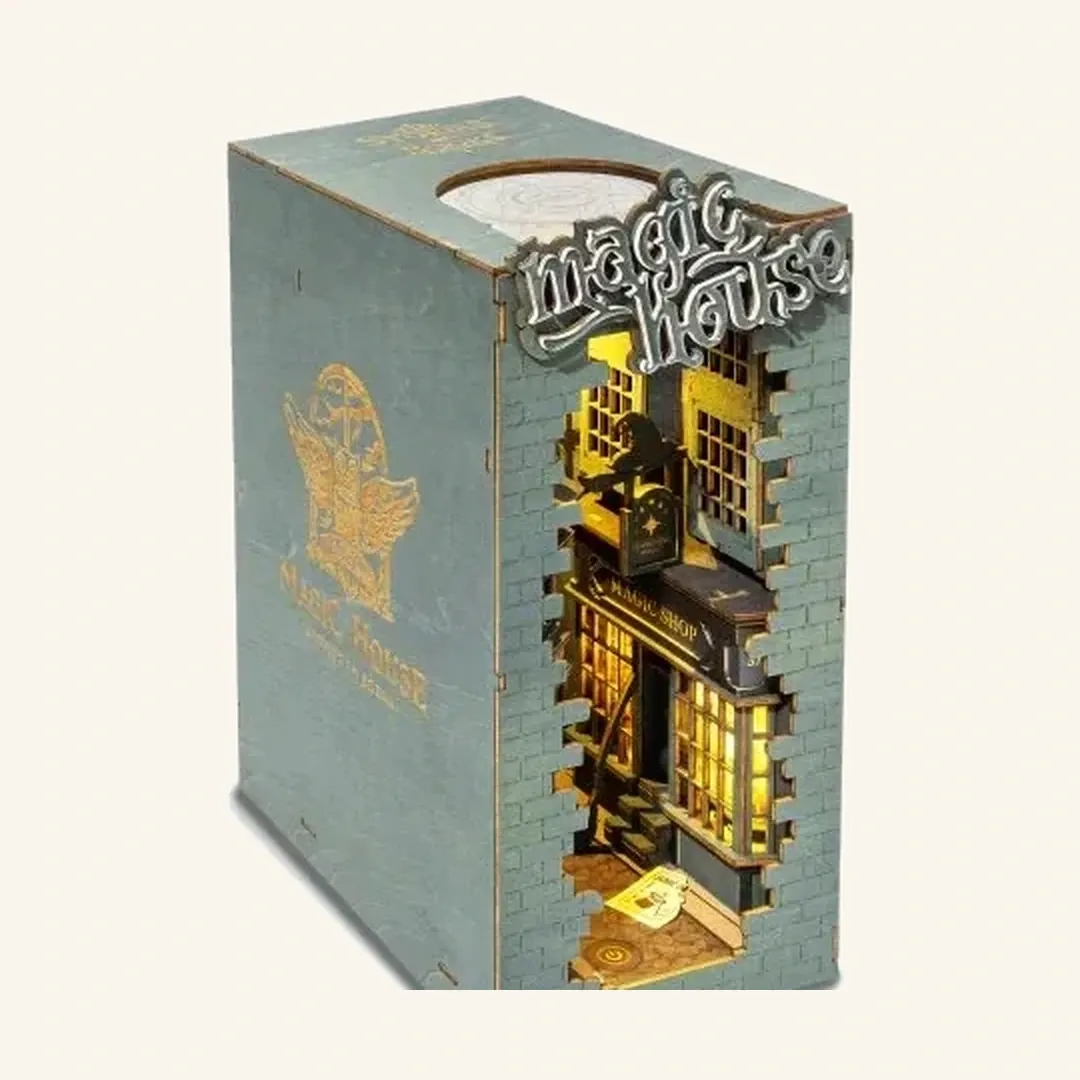 Book nook Maison des secrets : photo 4 du diorama