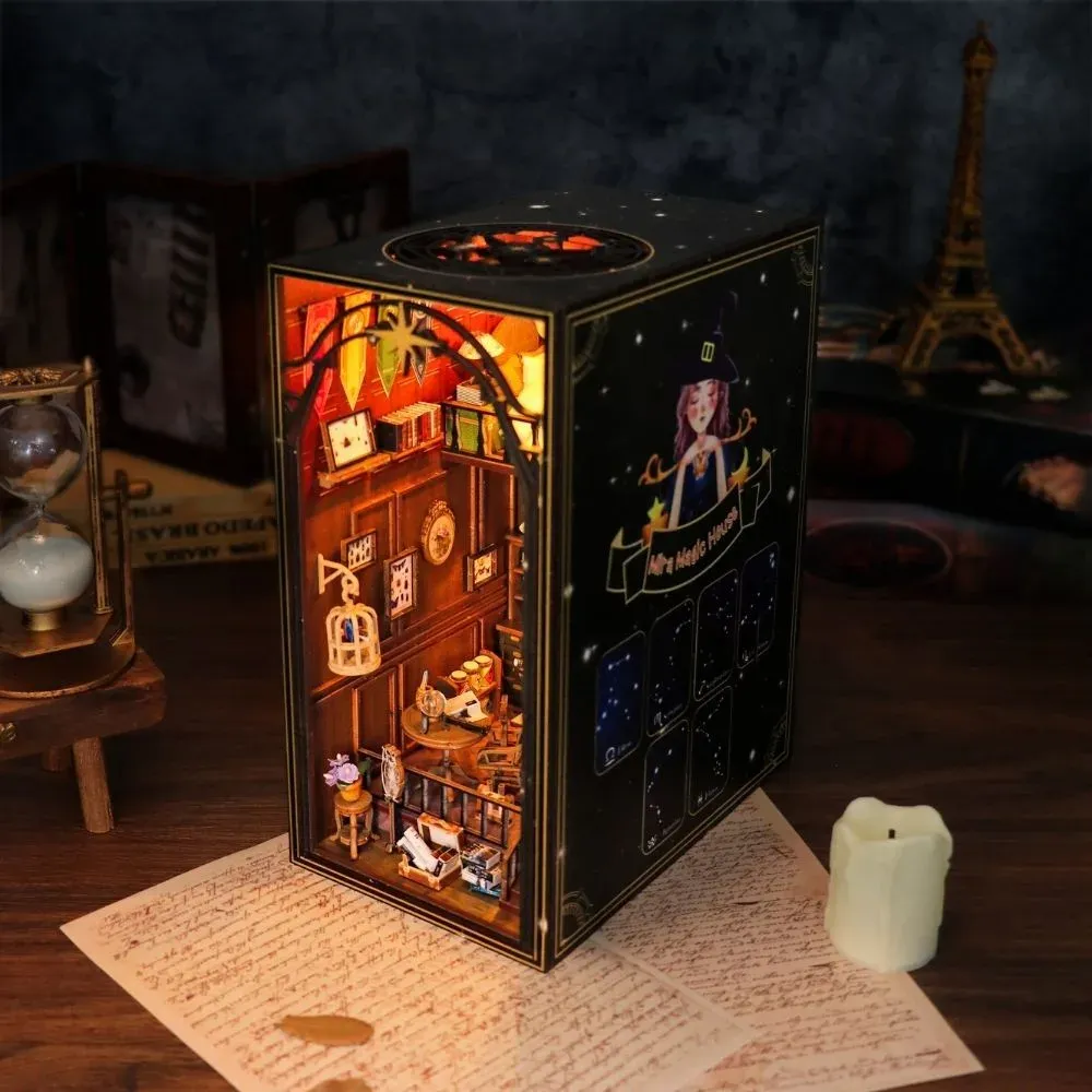 Book nook Maison Magique de Mira : photo 3 du diorama
