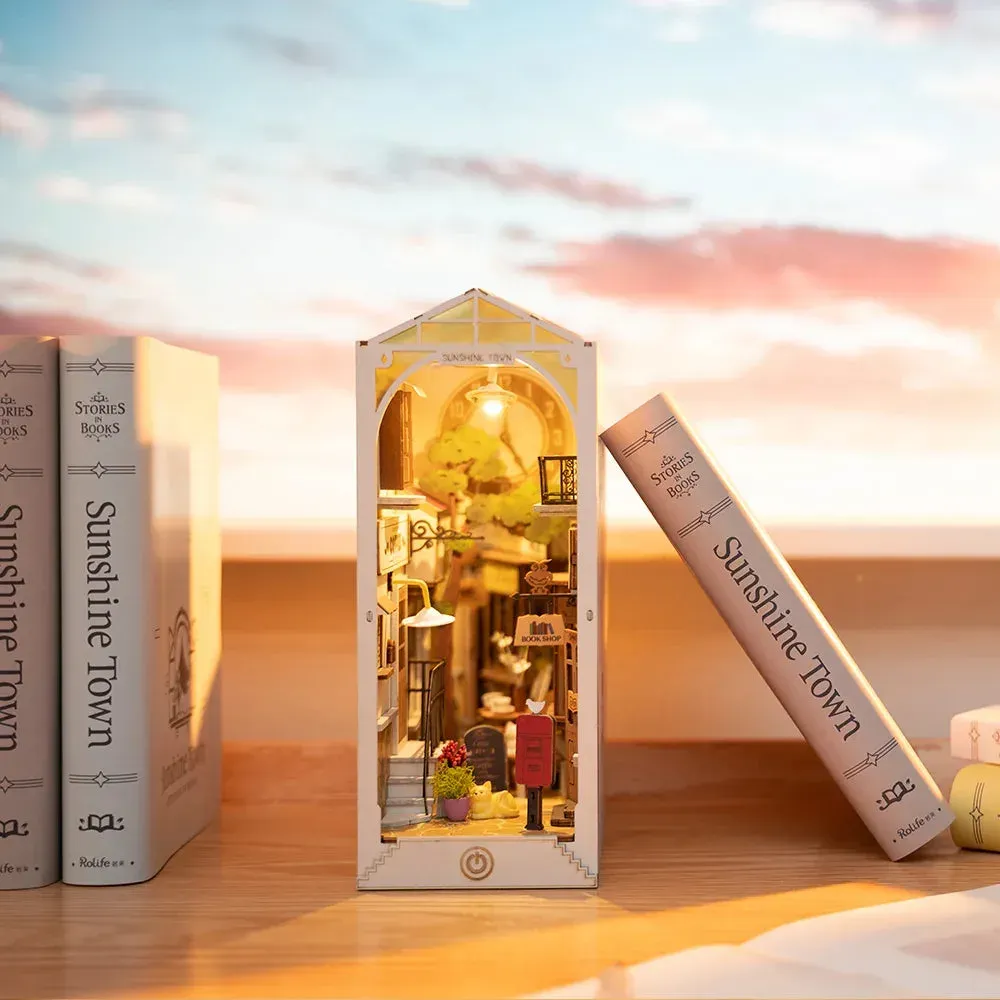 Book nook Ville du Soleil : photo 3 du diorama